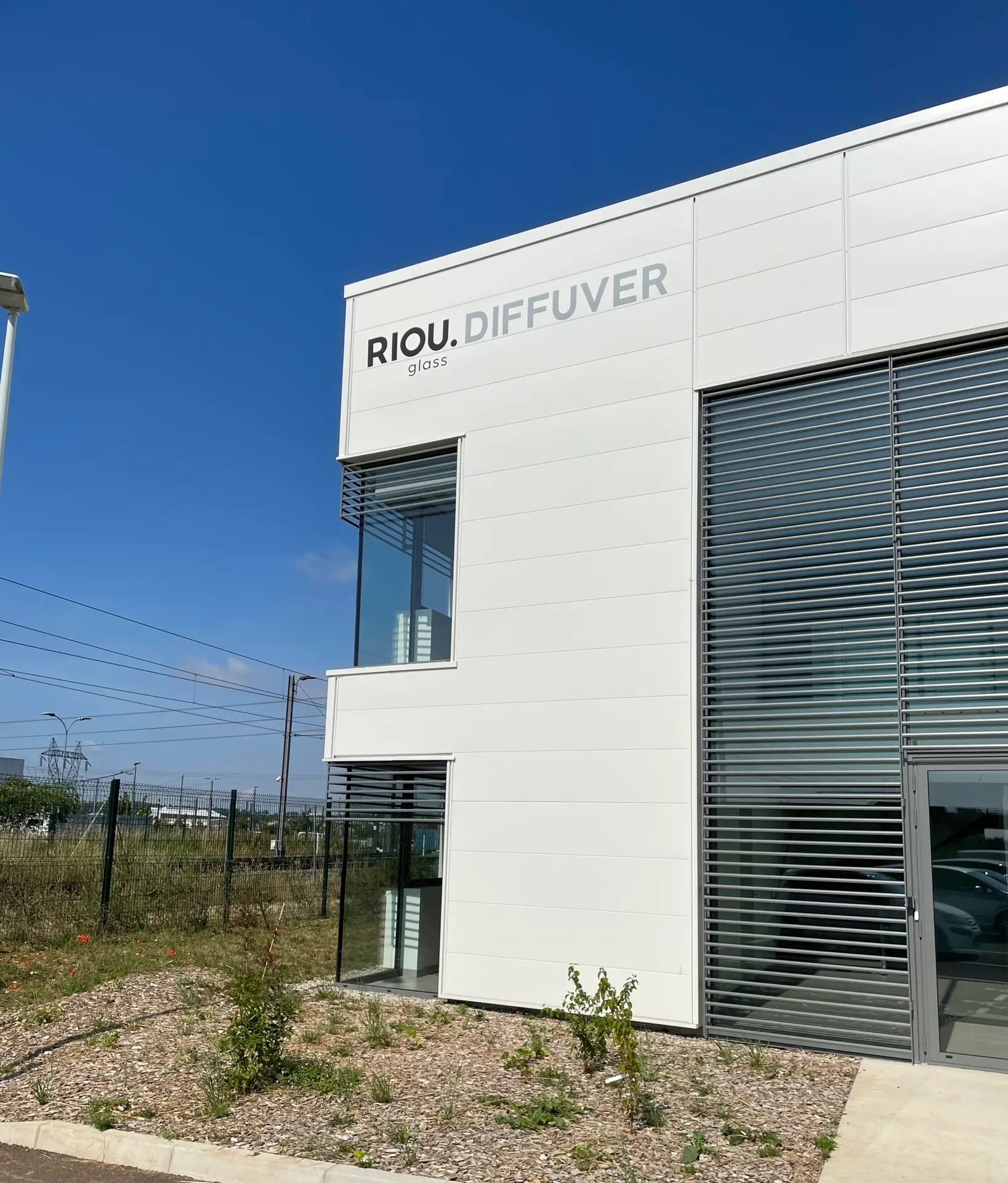 Riou Glass 1